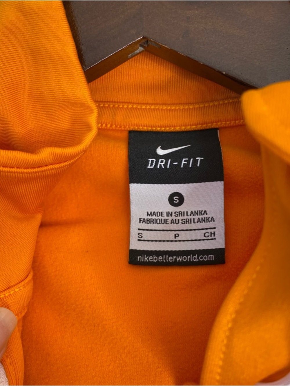 Nike Women’s Tennessee Volunteers Dri-Fit Orange 1/4 Zip Athletic Pullover Small - Picture 5 of 8